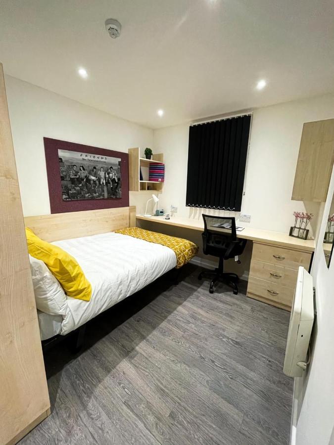 The Heights- Campus Accommodation Birmingham Bagian luar foto