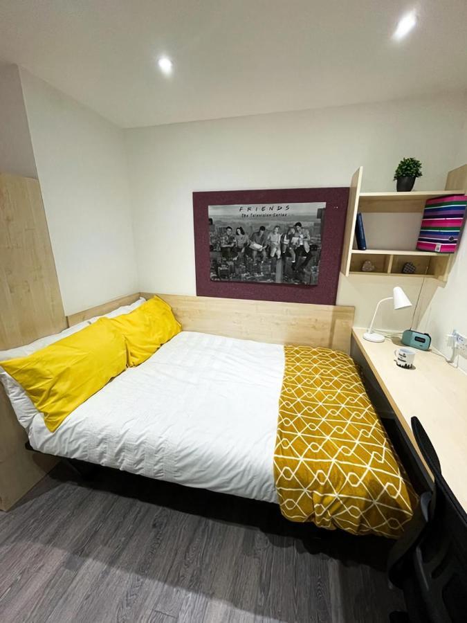 The Heights- Campus Accommodation Birmingham Bagian luar foto